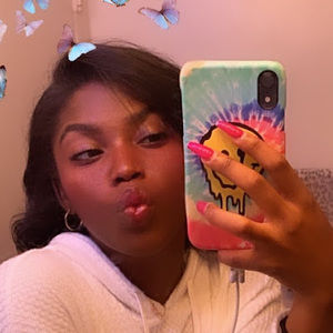 Meet your Posher, Gillian